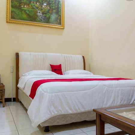 Reddoorz @ Pataruman Garut Exterior foto