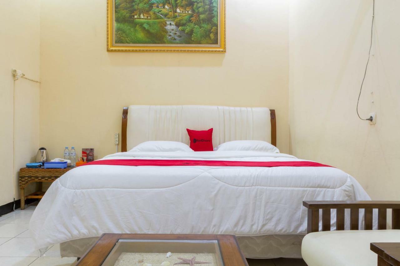 Reddoorz @ Pataruman Garut Exterior foto